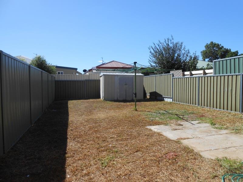 11A Southview Street TAMWORTH 7