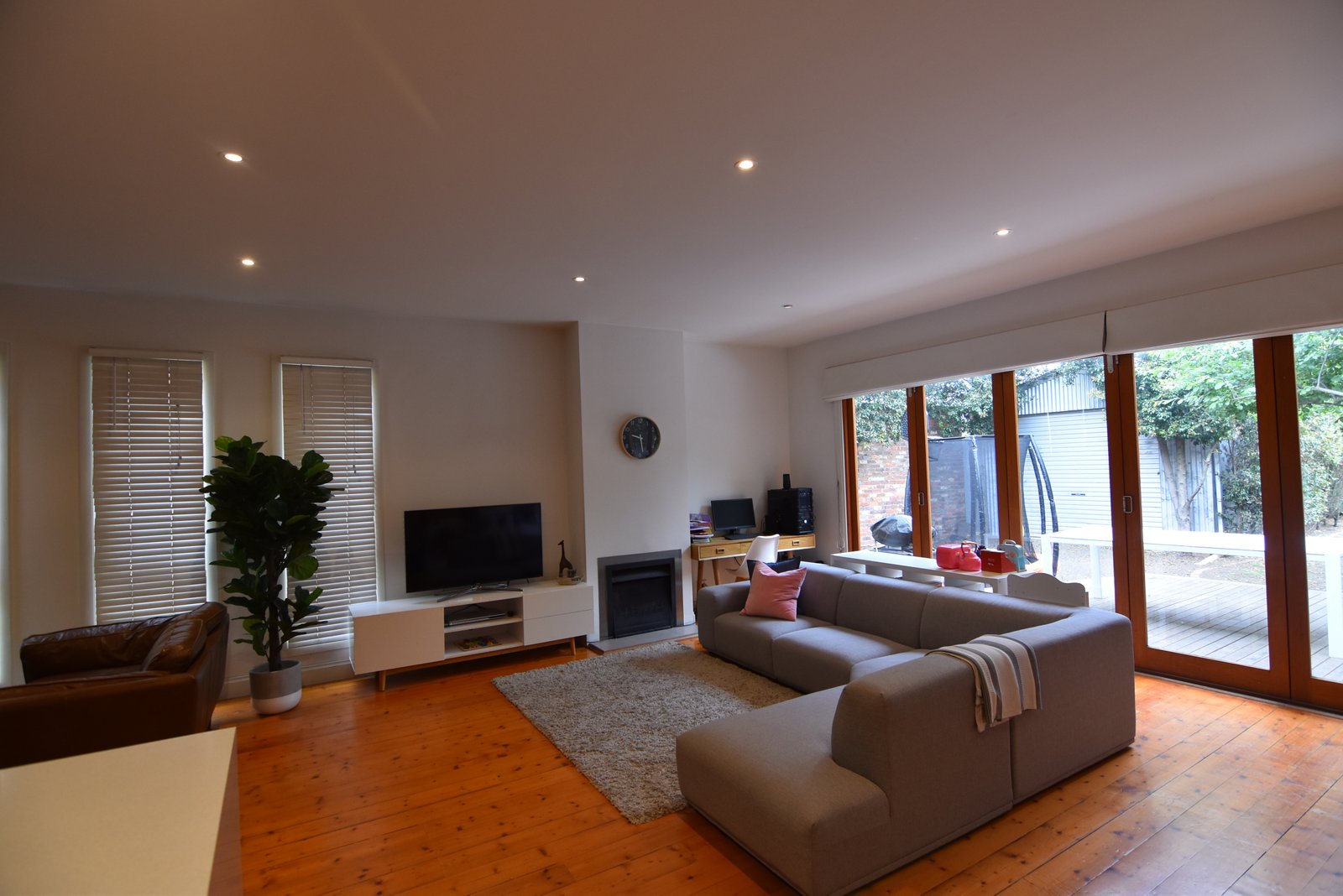Gallery: 11A Wellington Street