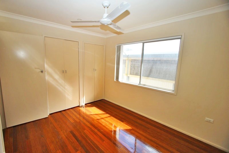 11A Wynflo Street LABRADOR 8