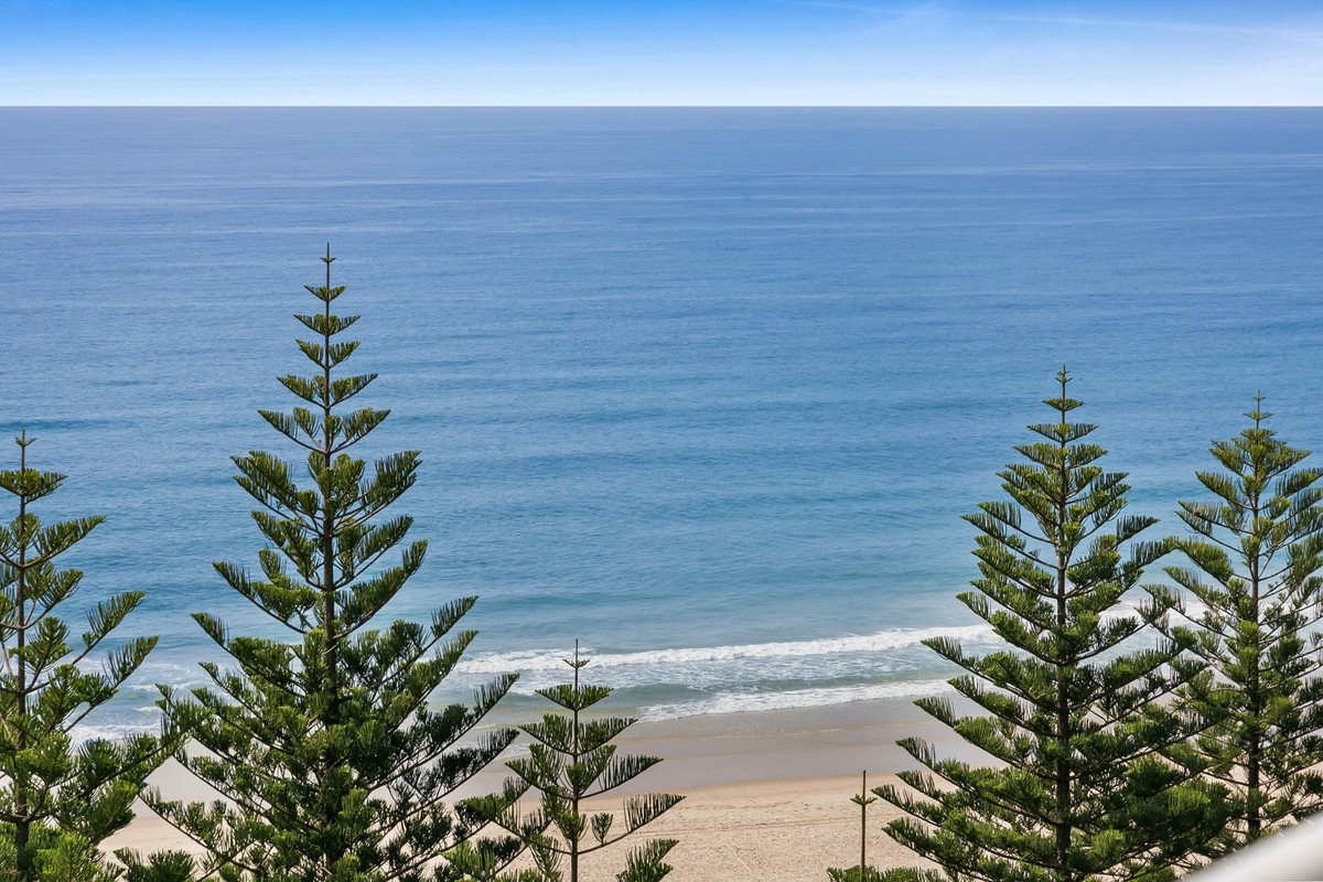 11A/238 The Esplanade Burleigh Heads 19