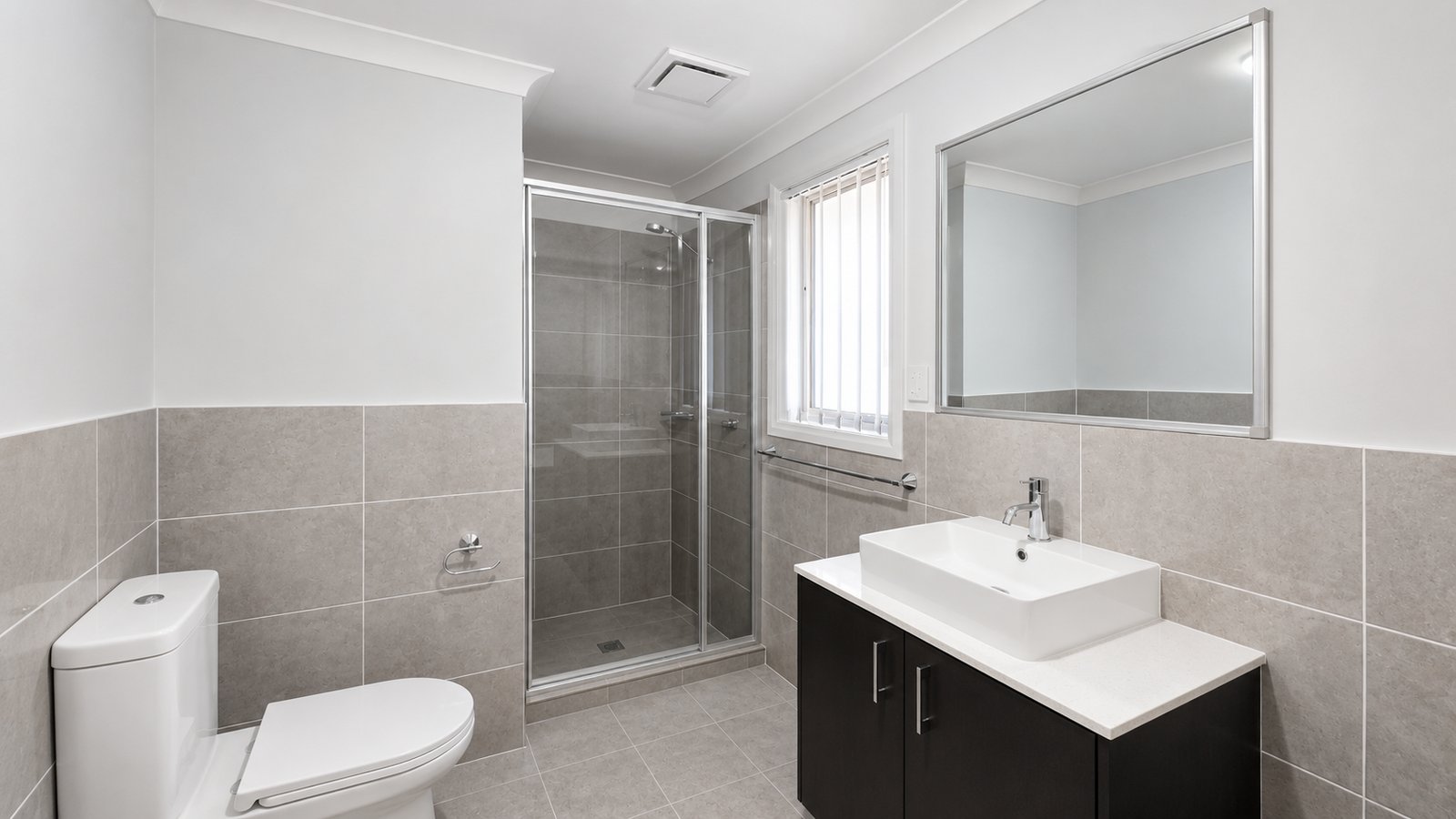 11B Coffs Harbour Avenue HOXTON PARK 12