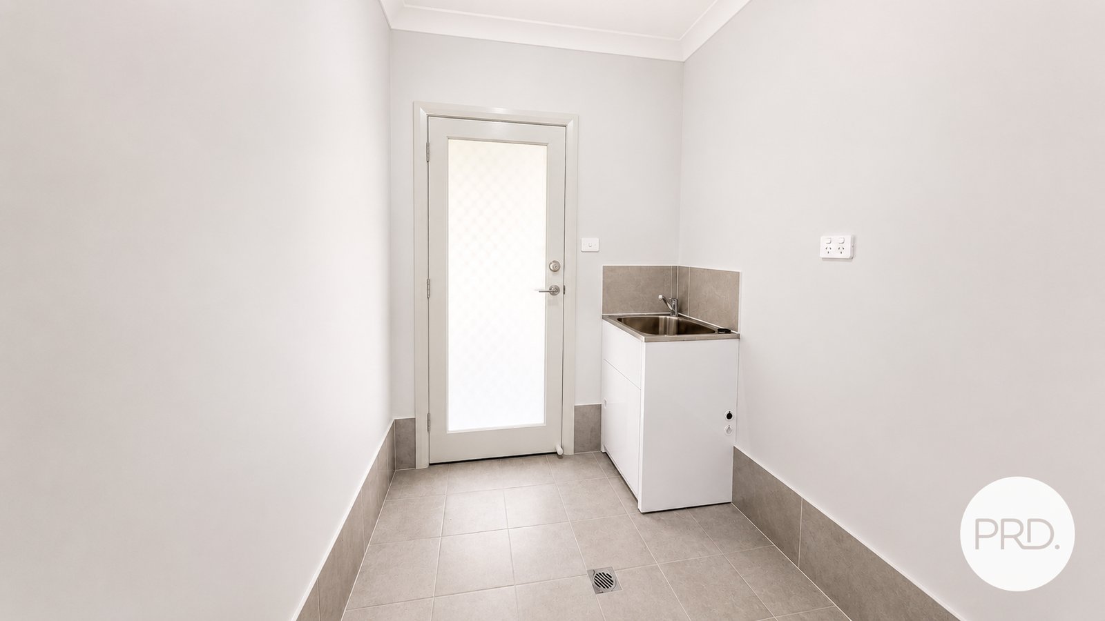 11B Coffs Harbour Avenue HOXTON PARK 13