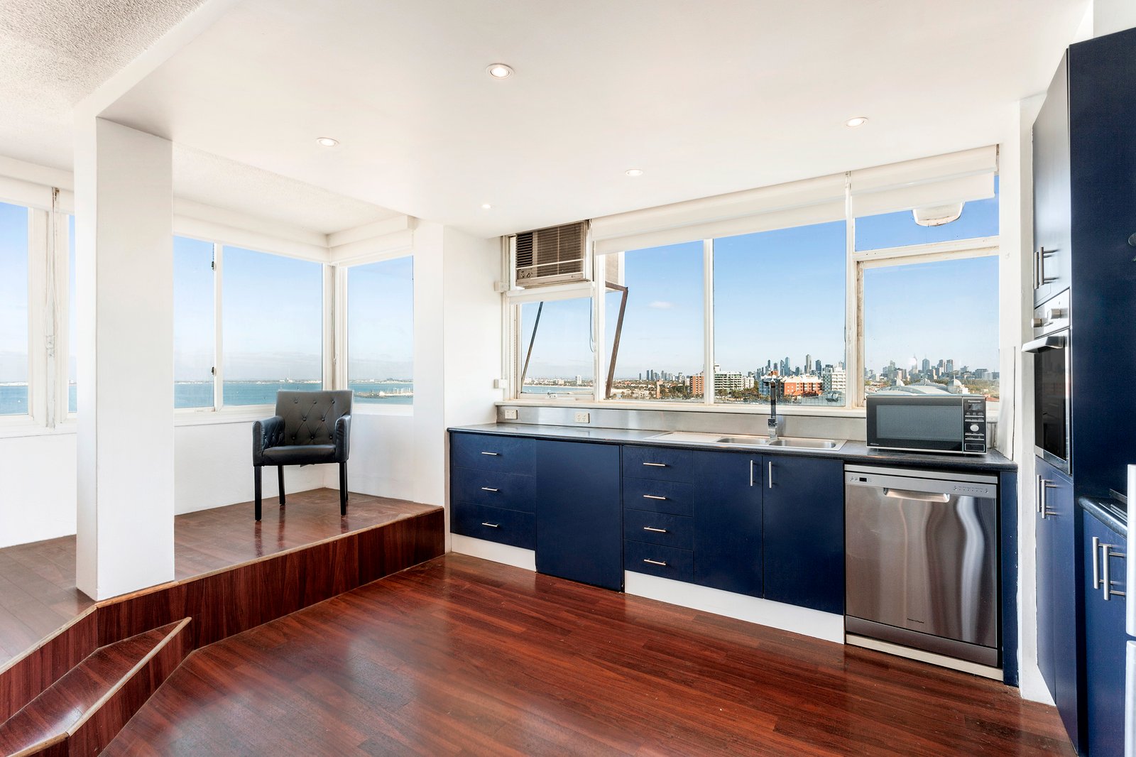 Gallery: 11B/12 Marine Parade