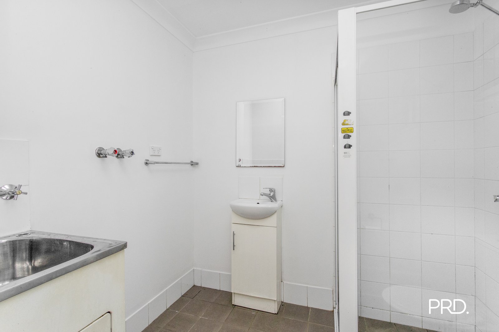 12 & 12A Pamshaw Place BIDWILL 13