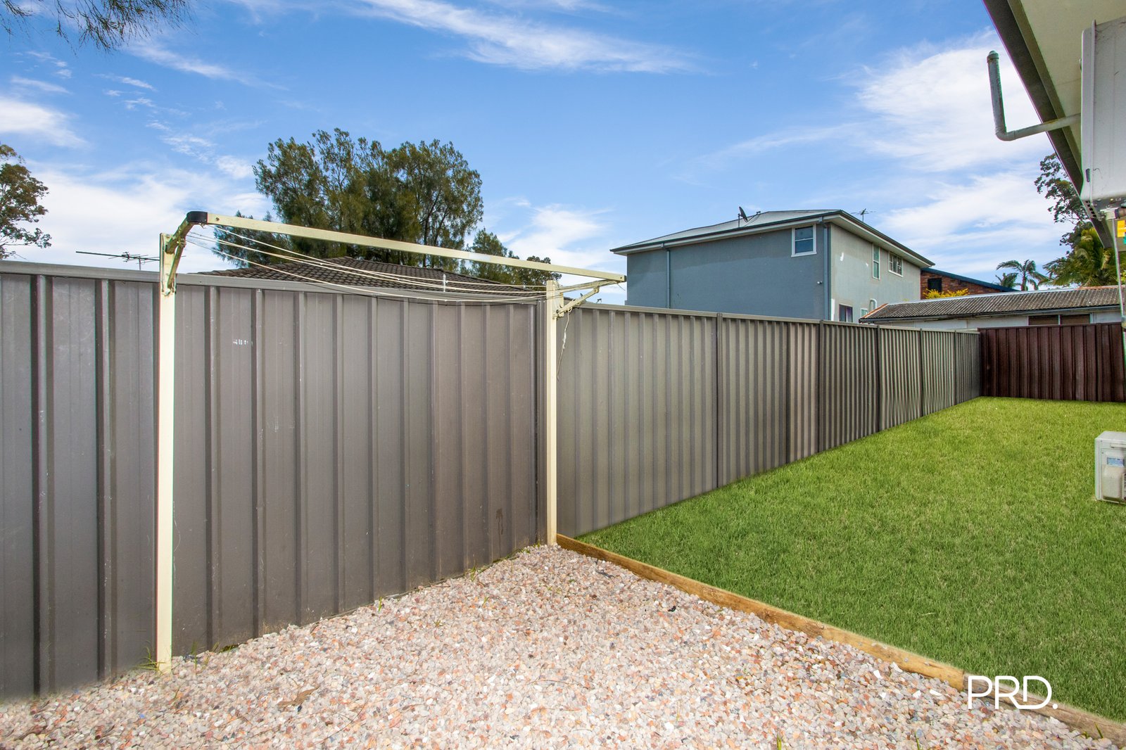 12 & 12A Pamshaw Place BIDWILL 16