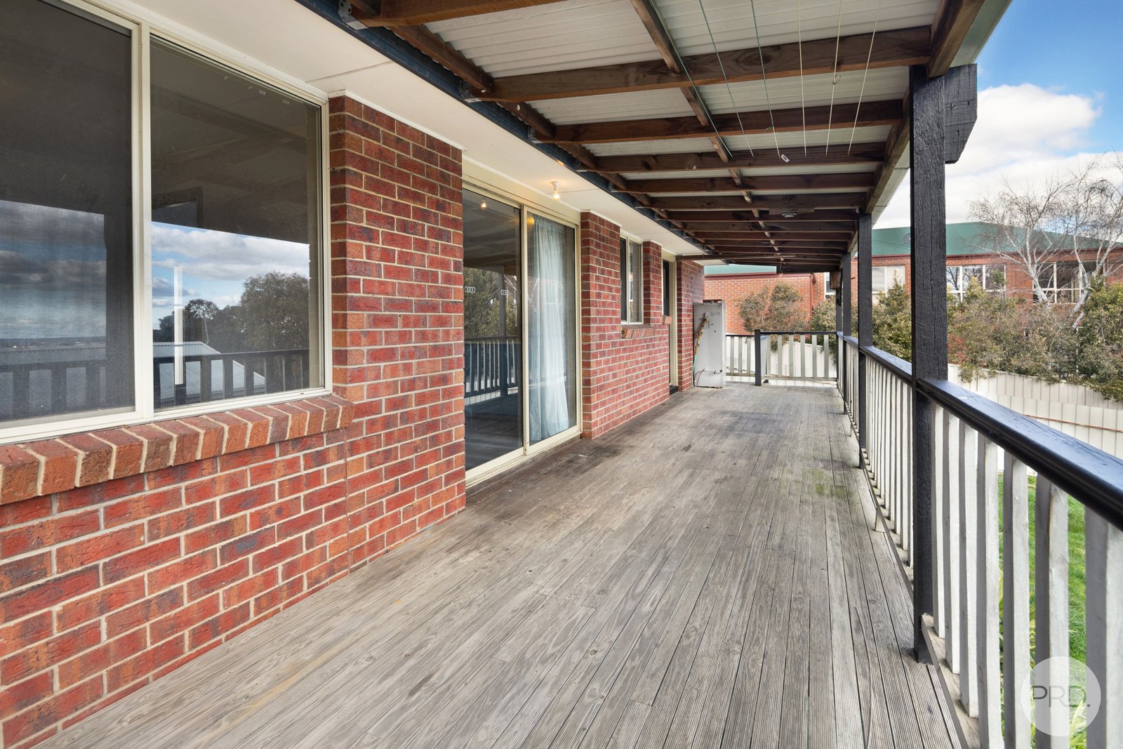 12 & 12A Saunders Close MOUNT PLEASANT 3