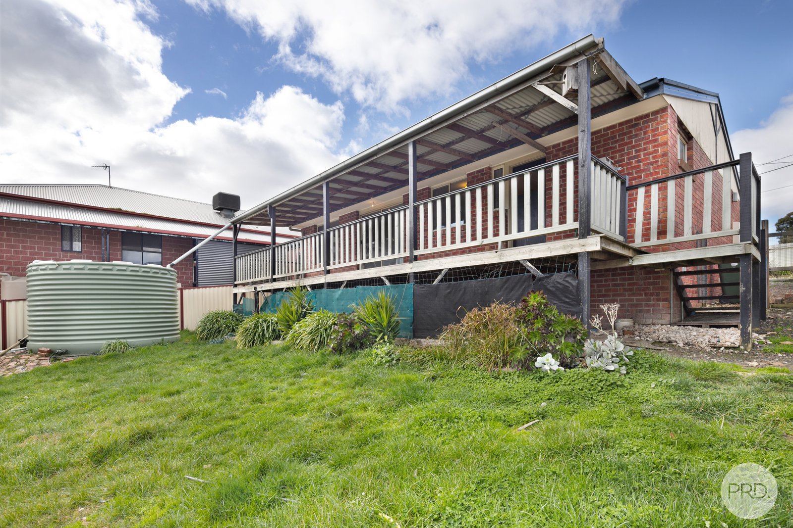 12 & 12A Saunders Close MOUNT PLEASANT 9