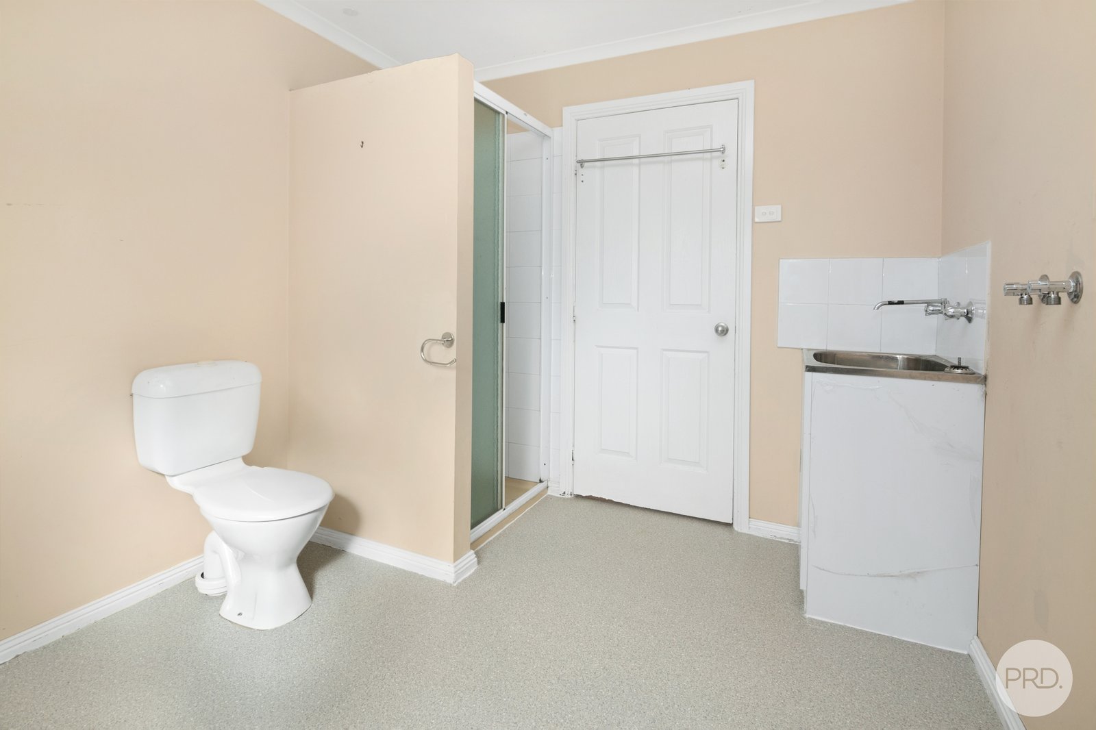 12 & 12A Saunders Close MOUNT PLEASANT 17