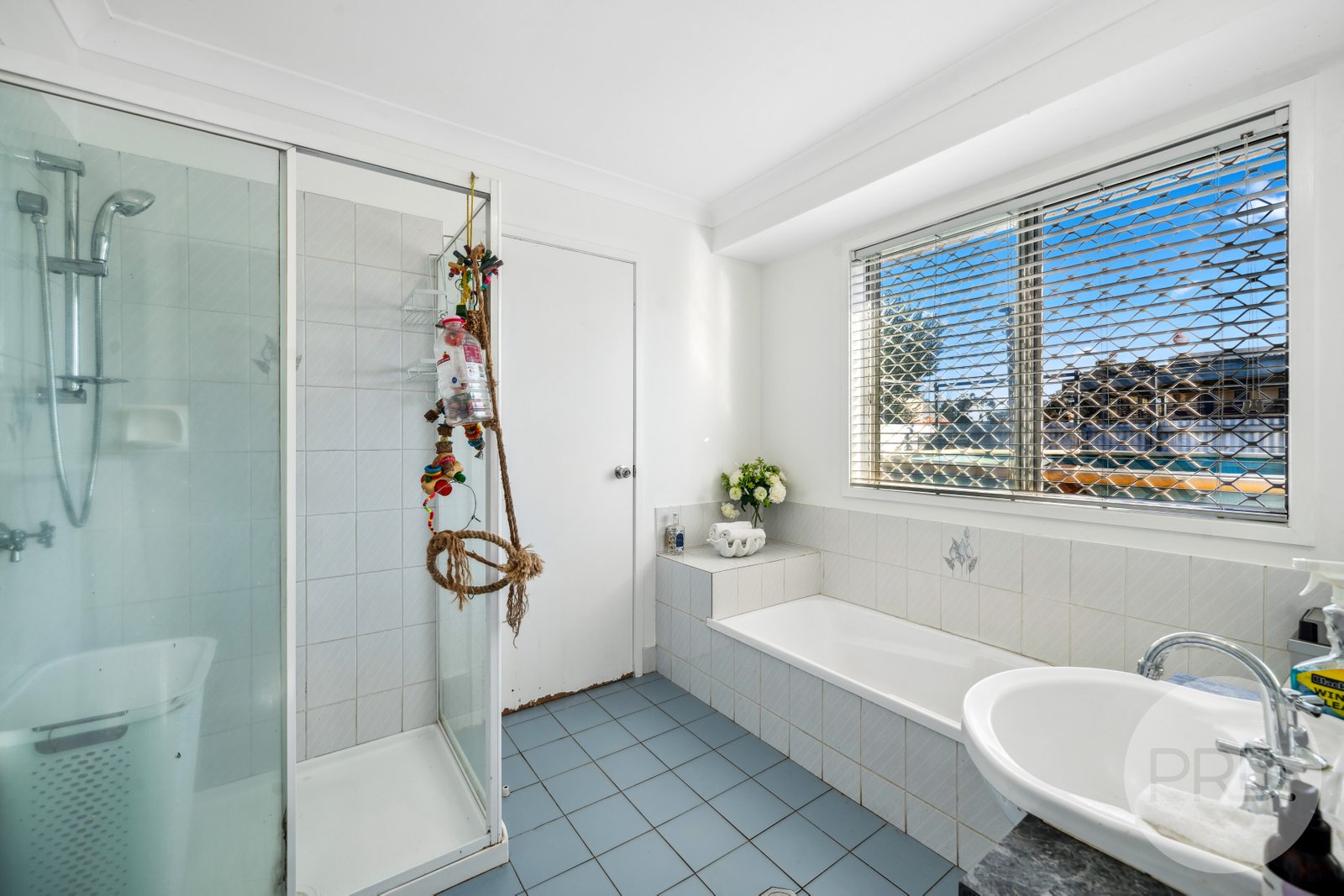 12-14 Anna Street URANA 10