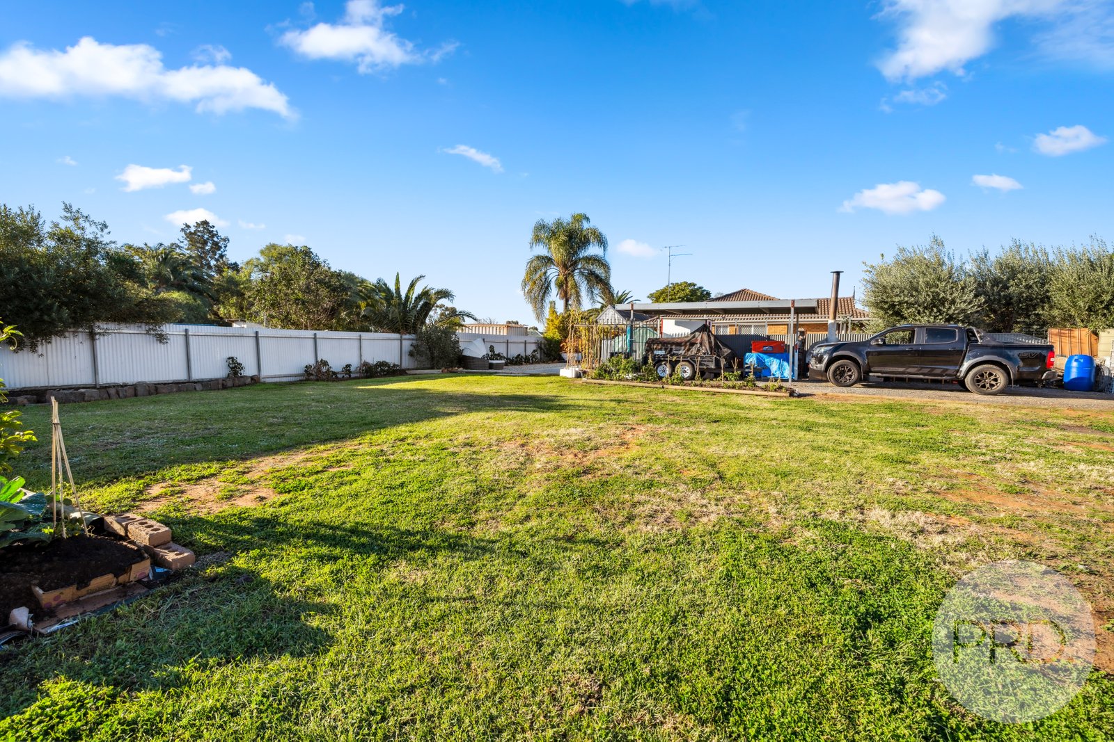 12-14 Anna Street URANA 13