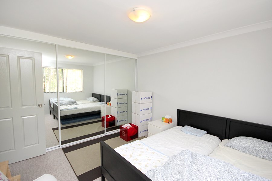 12-14 Clubb Crescent MIRANDA 2