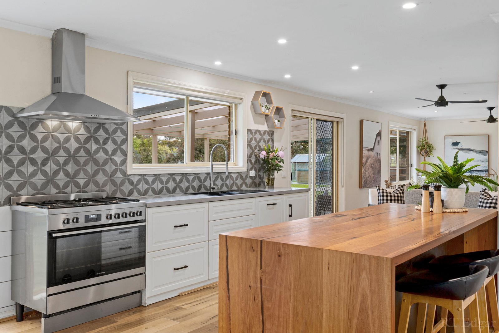 Real Estate and Property in 12-20 Wisbey Court, Drysdale, VIC