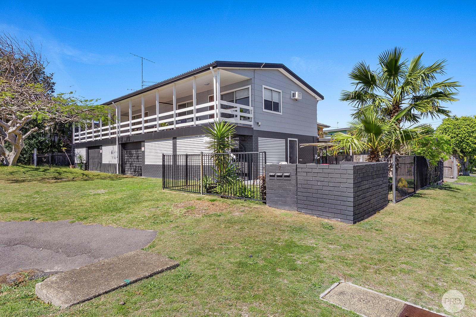 1,2 & 3/7 Messines Street SHOAL BAY 3