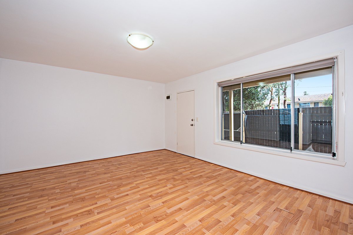 Gallery: 1/2-4 The Gables