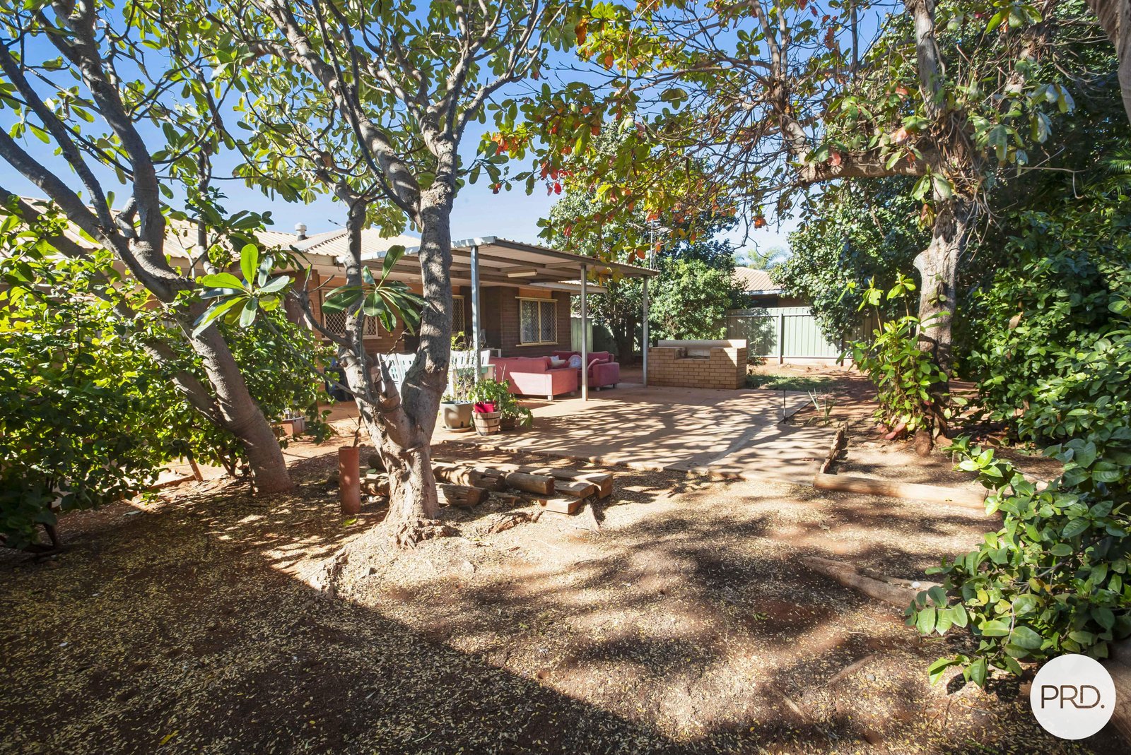 12 A & B Haddon Way NICKOL 15