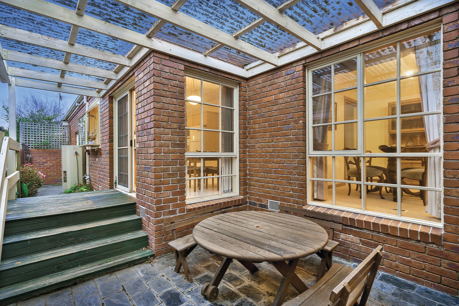 1/2 Aif Street, Balwyn, VIC