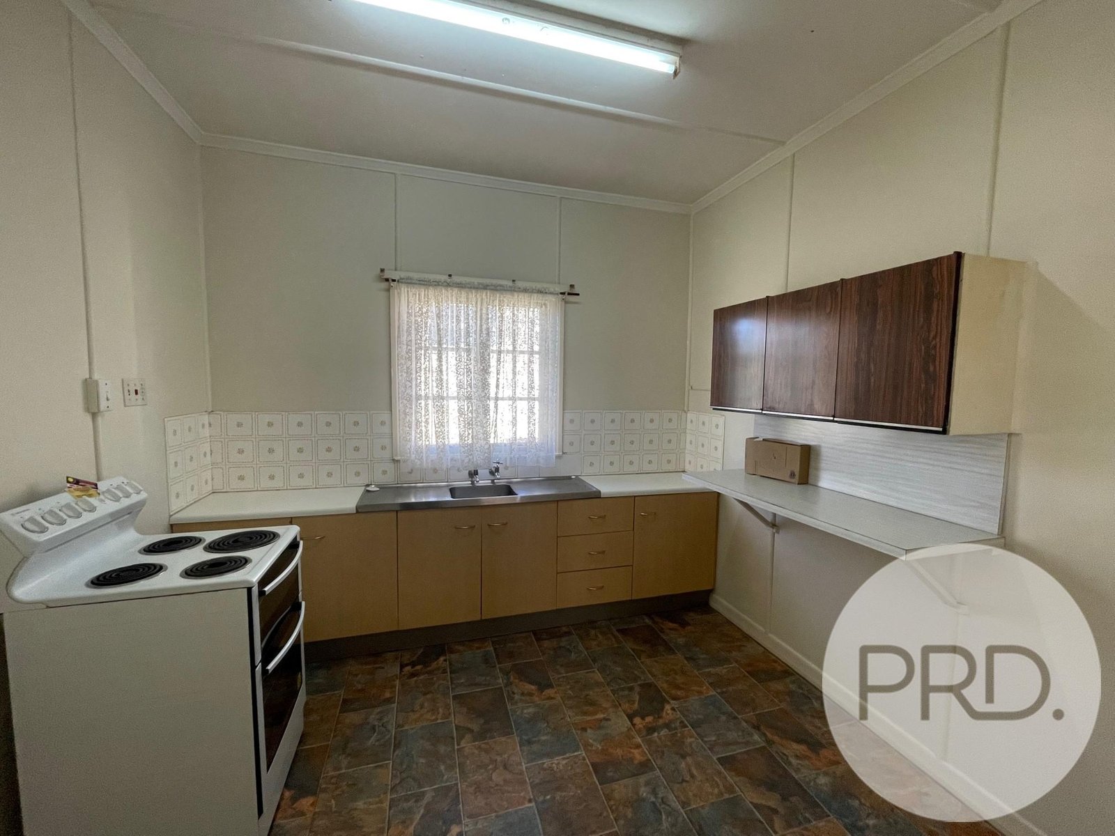 12 Akaroa Street GEEBUNG 2