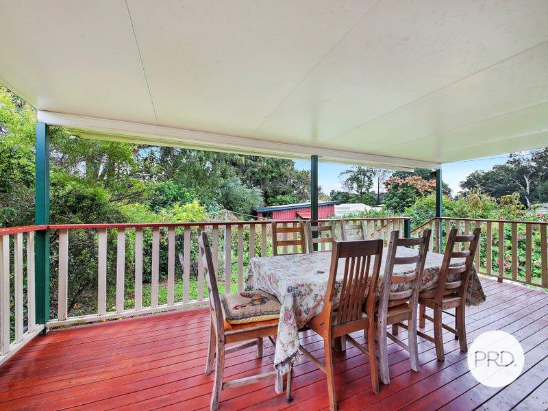 12 Albert St  ROSEWOOD 8