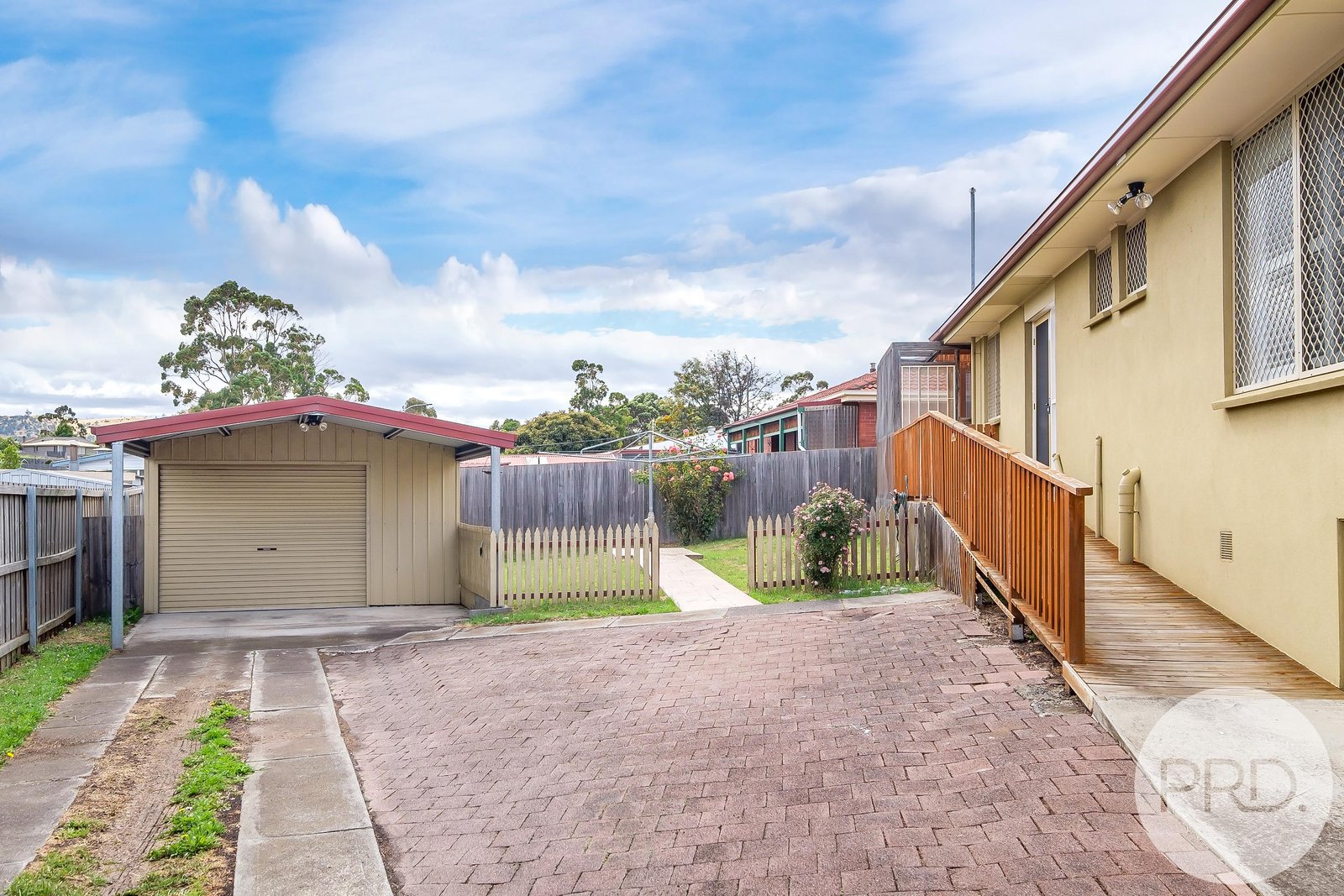 12 Albion Road BRIDGEWATER 18