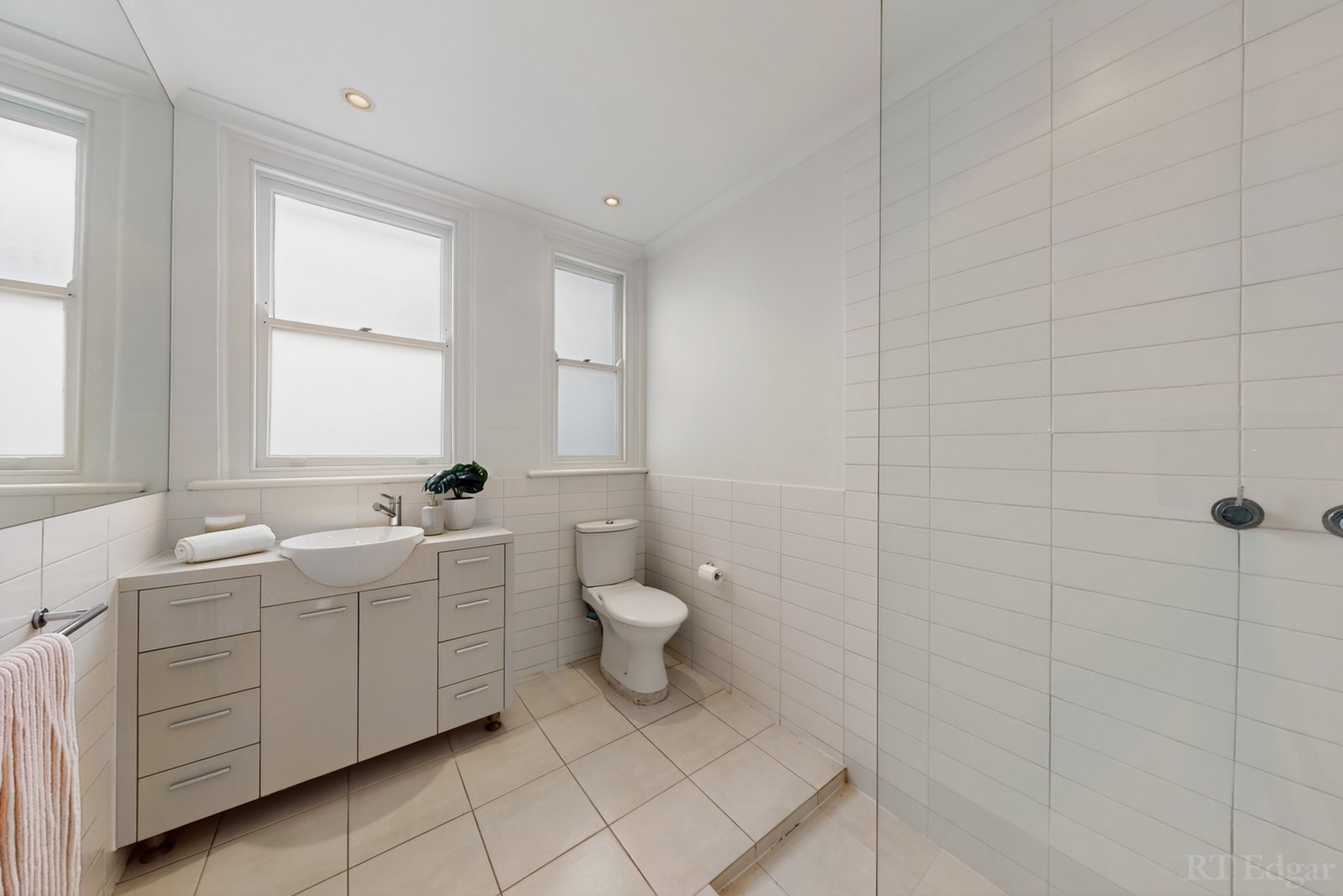 Real Estate and Property in 1/2 Alfred Street, Prahran, VIC