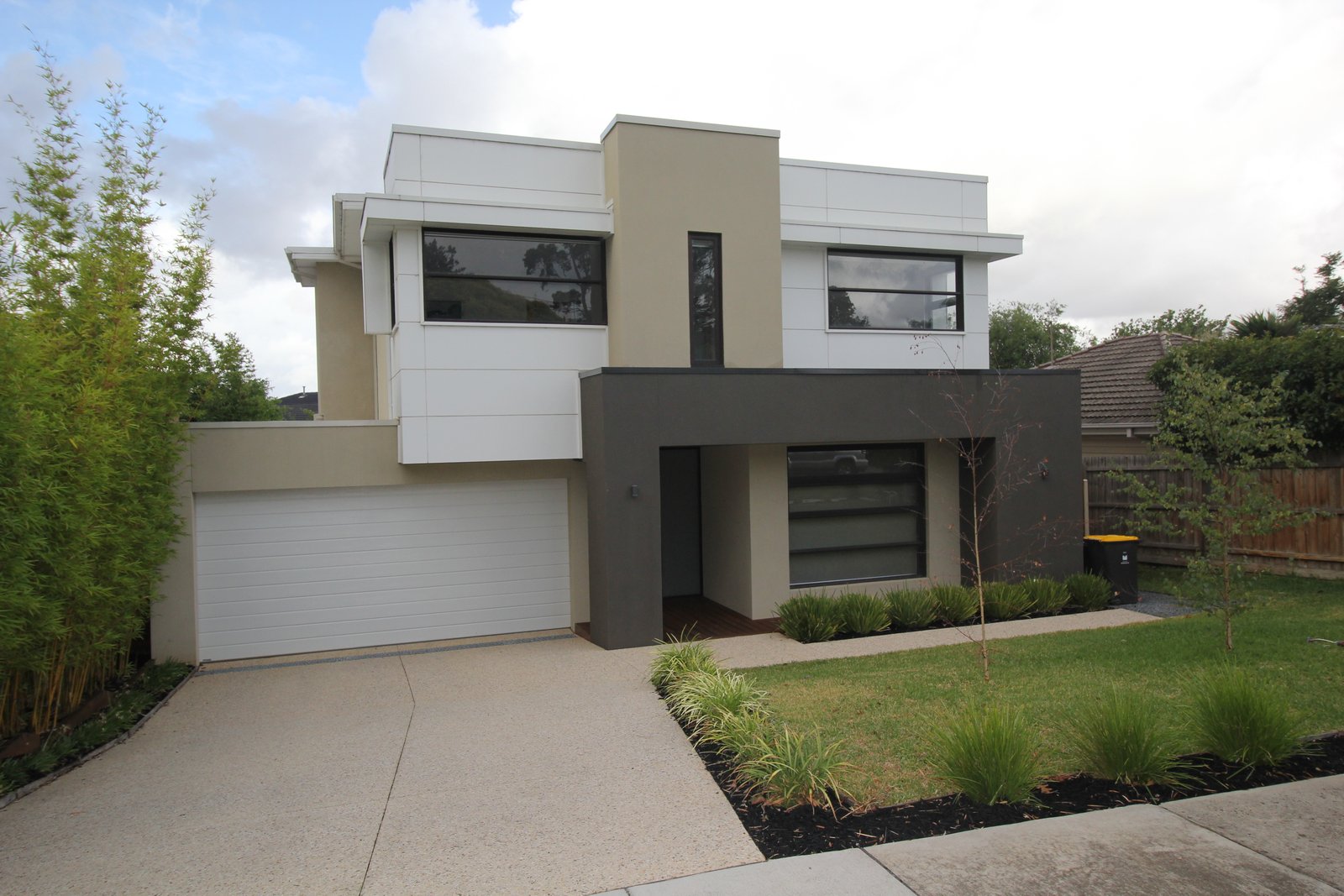 Photos: 12 Allister Street