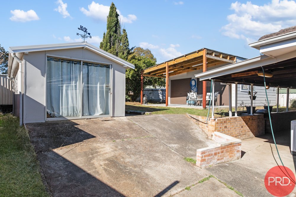 12 Alvira Close RUTHERFORD 14