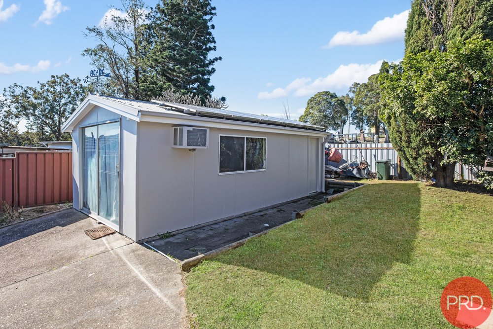 12 Alvira Close RUTHERFORD 18