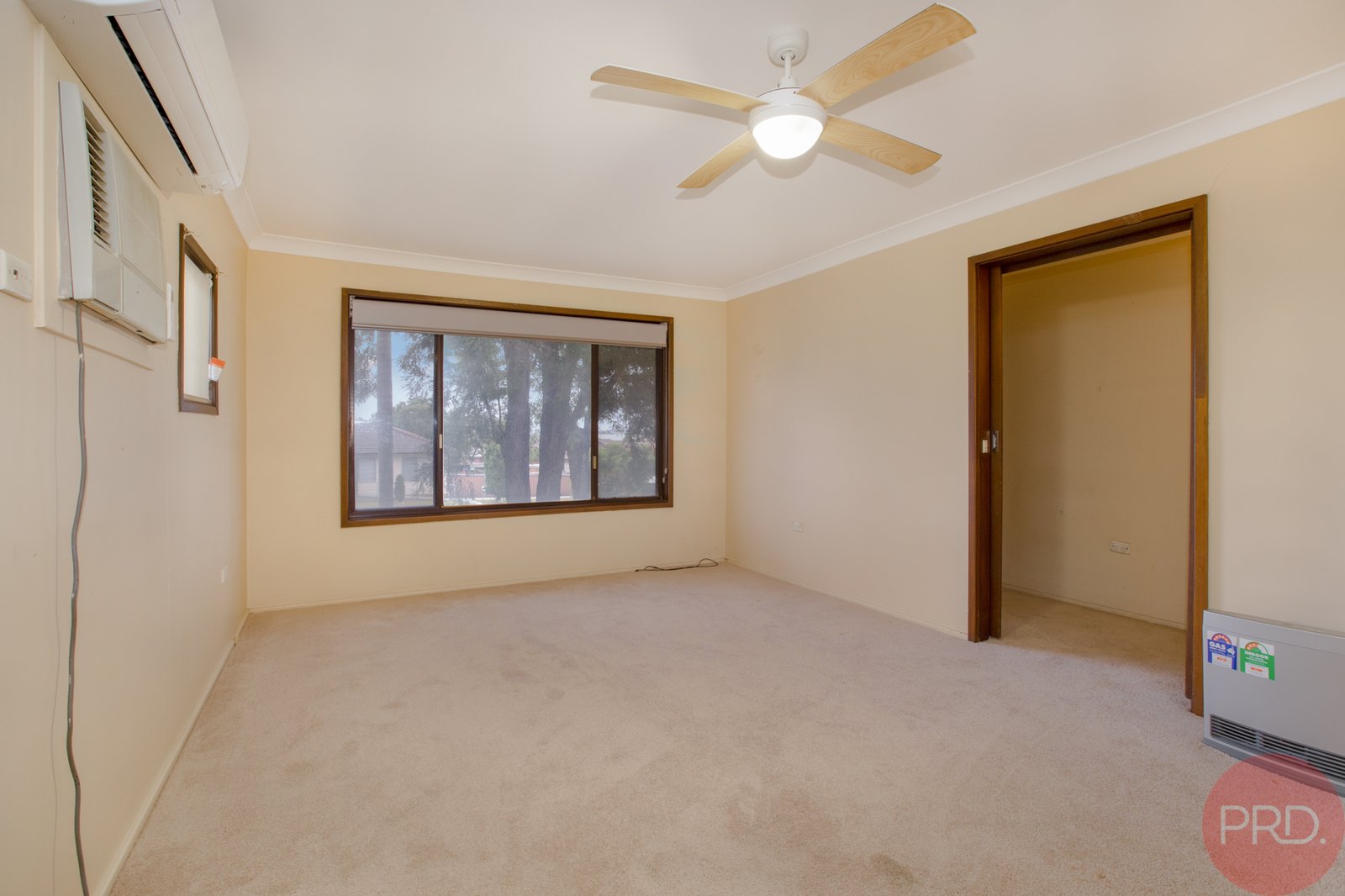 12 Alvira Close RUTHERFORD 6