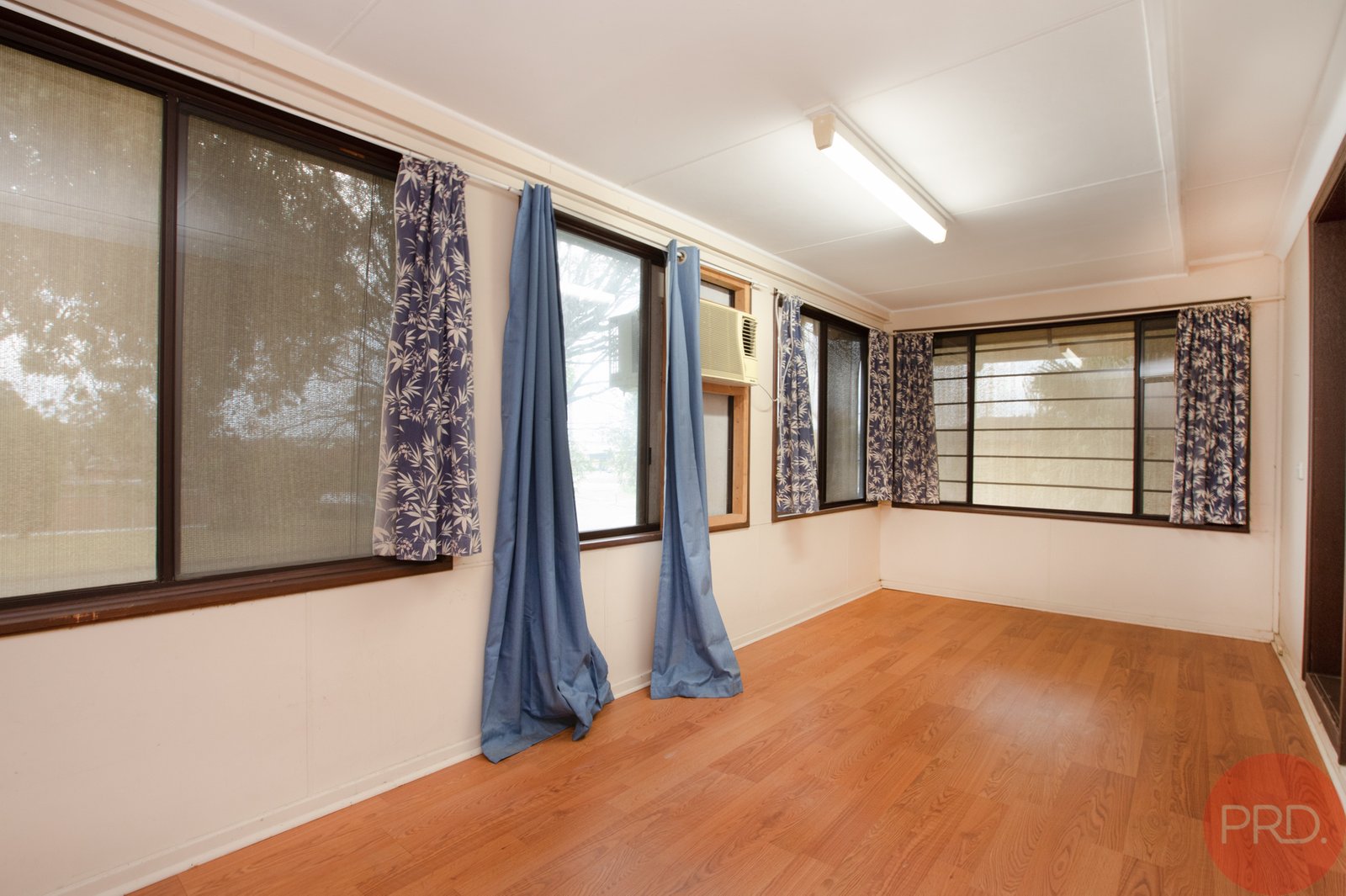 12 Alvira Close RUTHERFORD 9