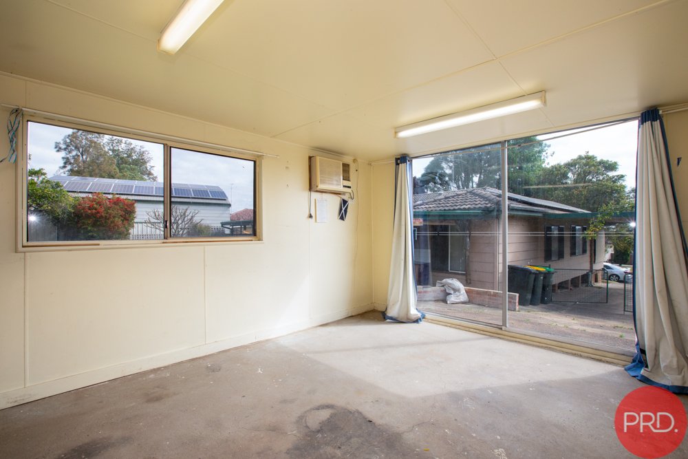 12 Alvira Close RUTHERFORD 19
