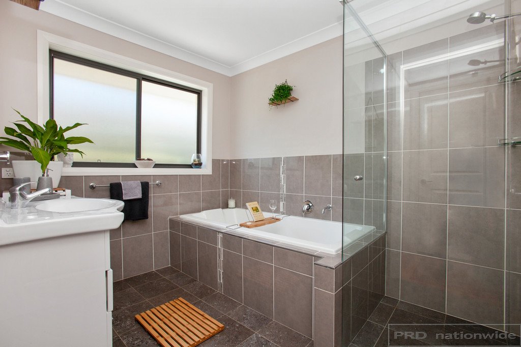 12 Andrew Court RUTHERFORD 24