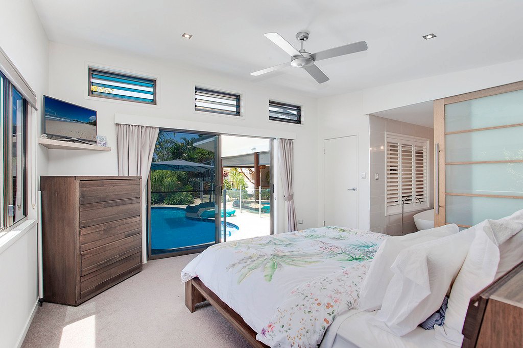 12 Anthony Drive BURLEIGH WATERS 12