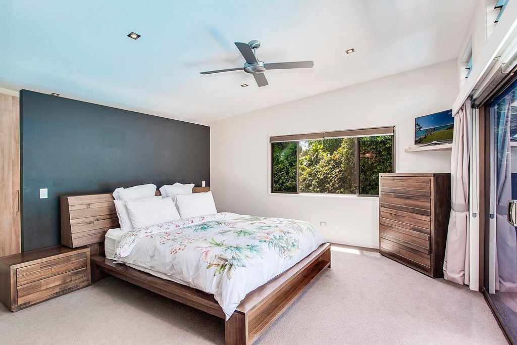 12 Anthony Drive BURLEIGH WATERS 14