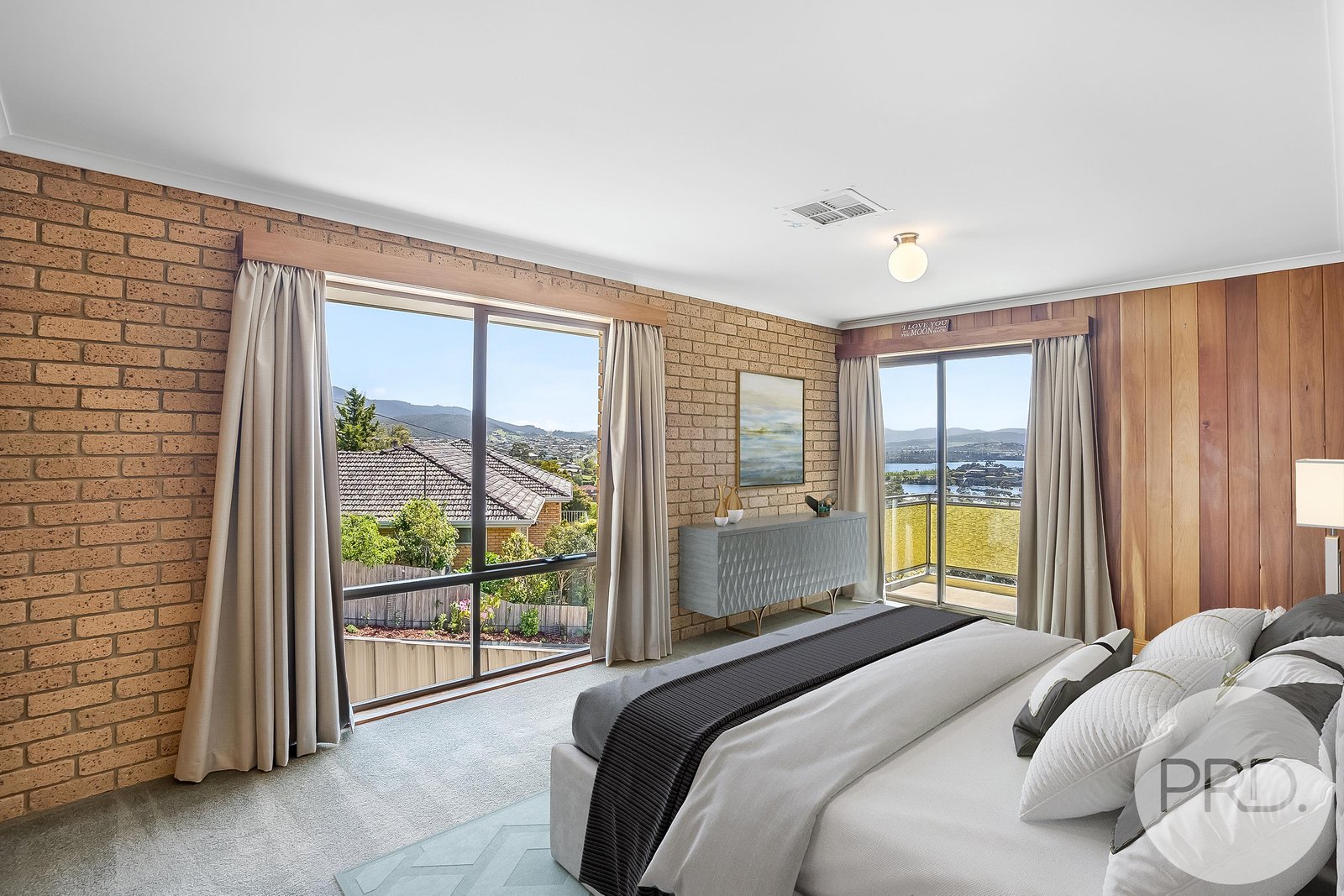 12 Apollo Road ROSETTA 18