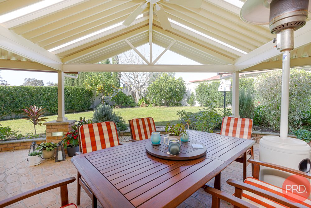 12 Appletree Avenue ABERGLASSLYN 3