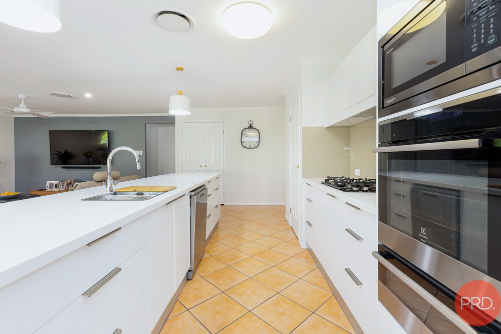 12 Appletree Avenue ABERGLASSLYN 4