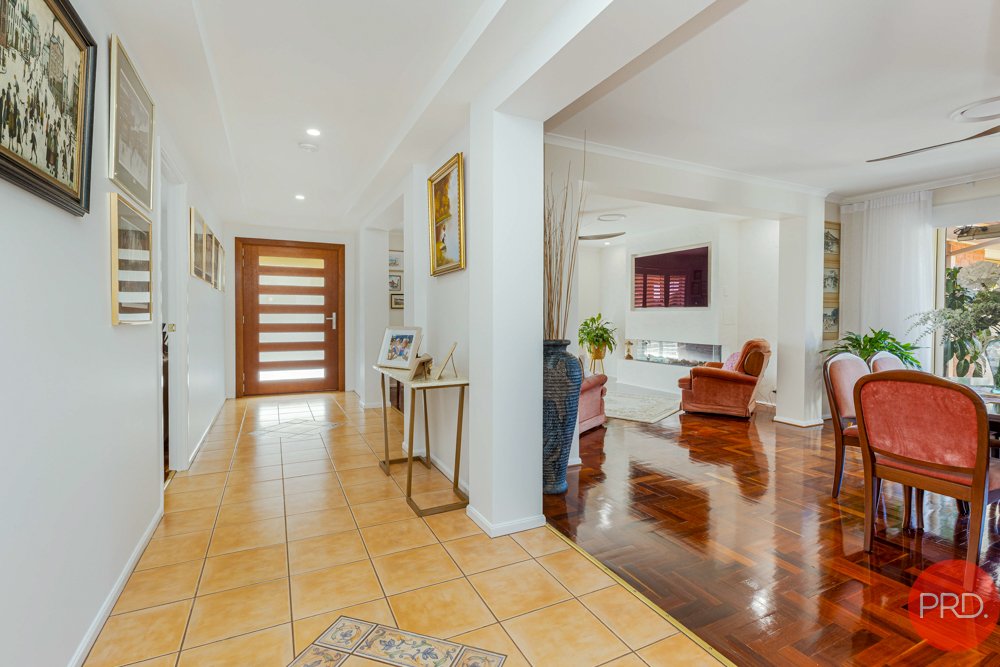 12 Appletree Avenue ABERGLASSLYN 5