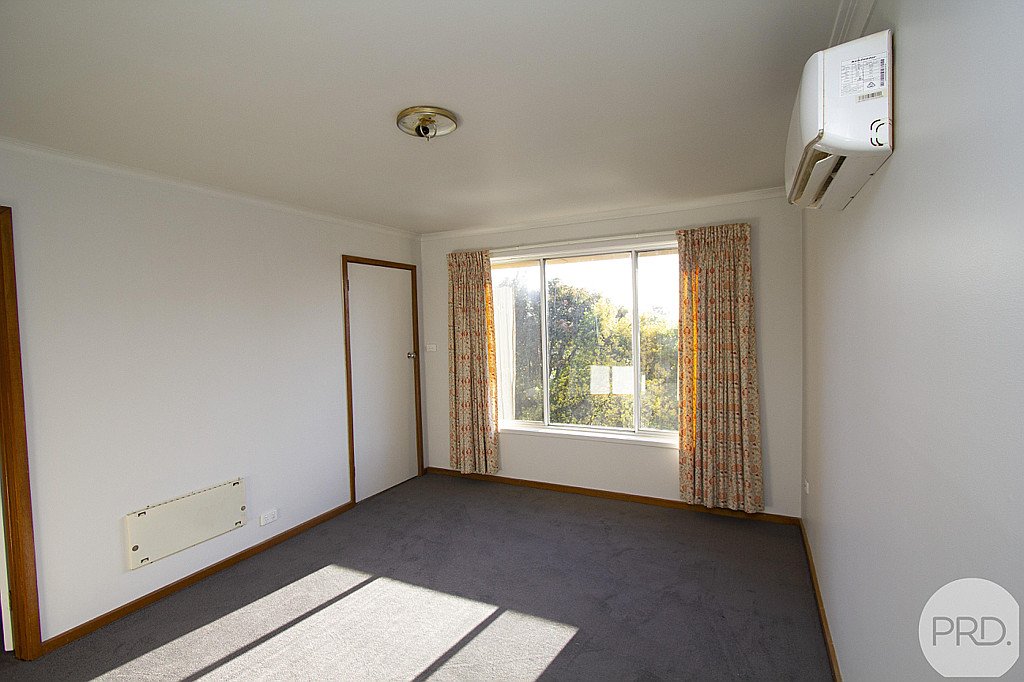 1/2 Aquila Court BALLARAT NORTH 3