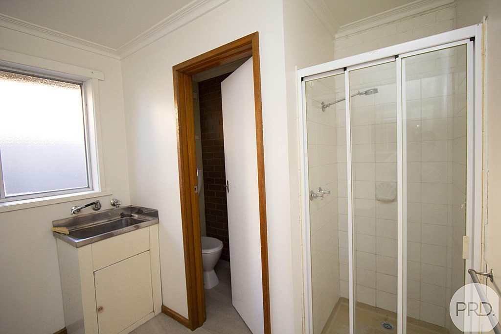 1/2 Aquila Court BALLARAT NORTH 7