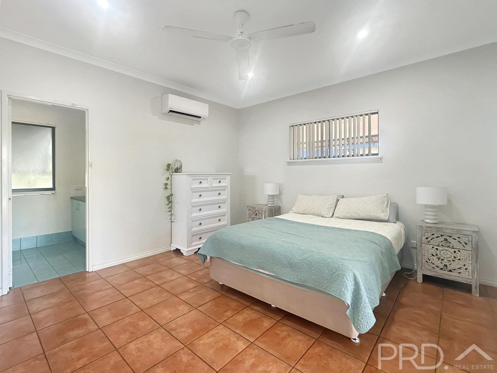 12 Armstrong Drive BAYNTON 7