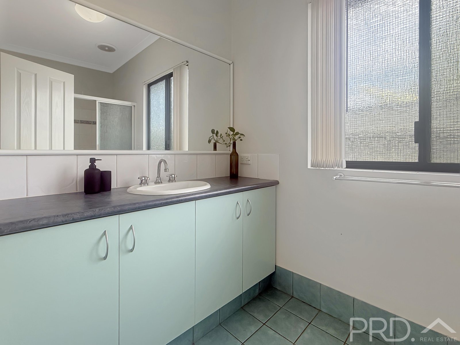 12 Armstrong Drive BAYNTON 13