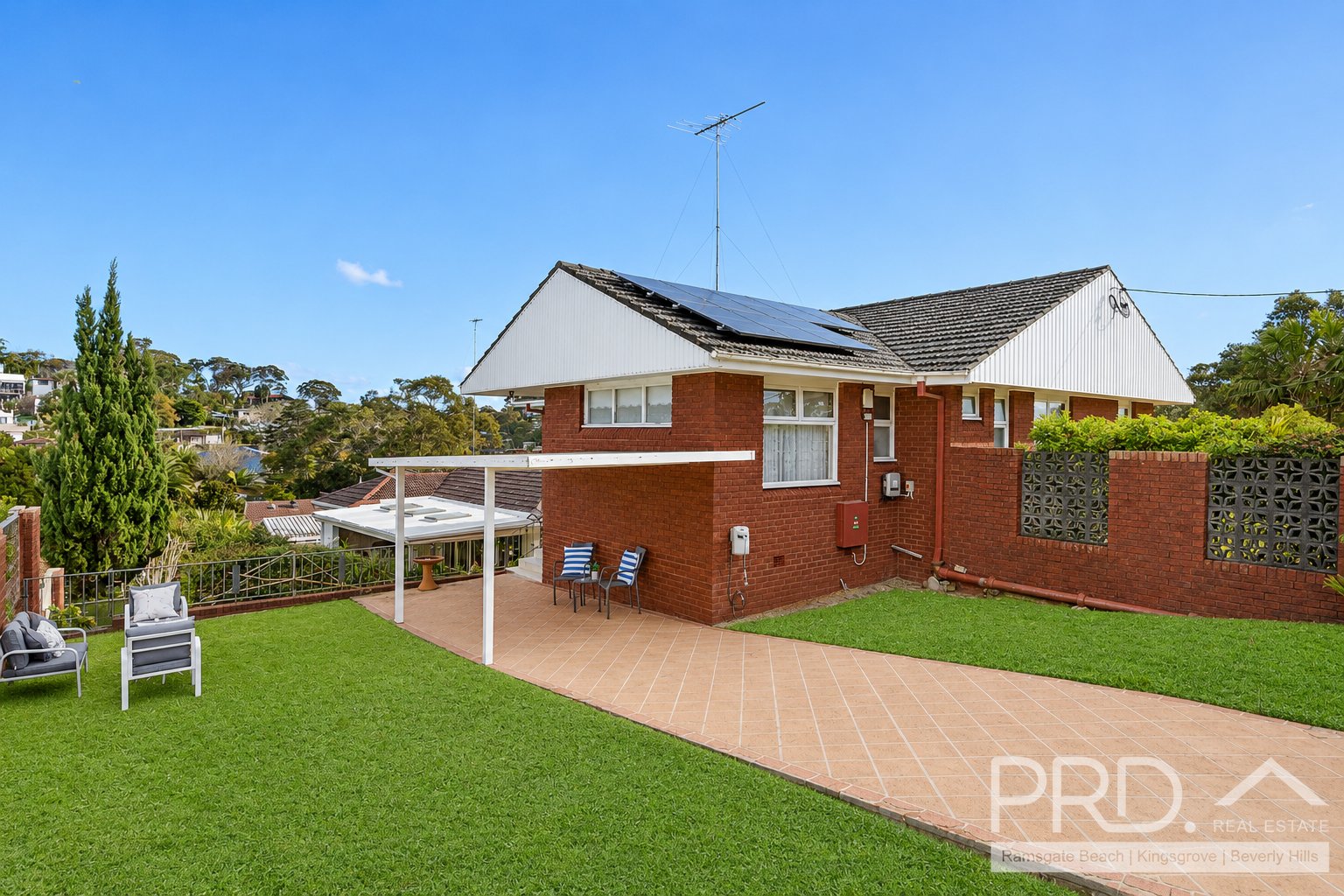 12 Baliga Avenue CARINGBAH SOUTH 10