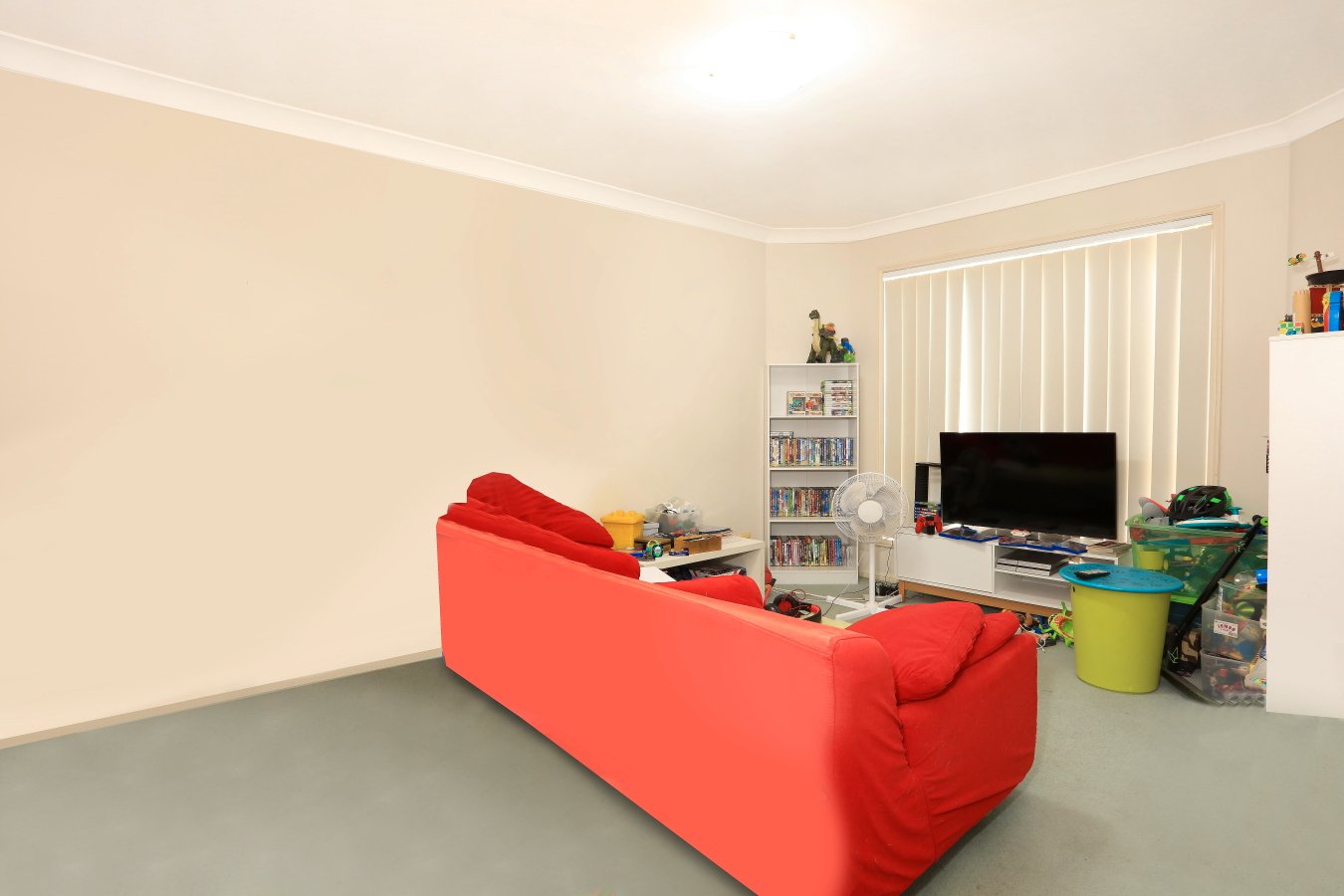 12 Balmain Street VARSITY LAKES 4