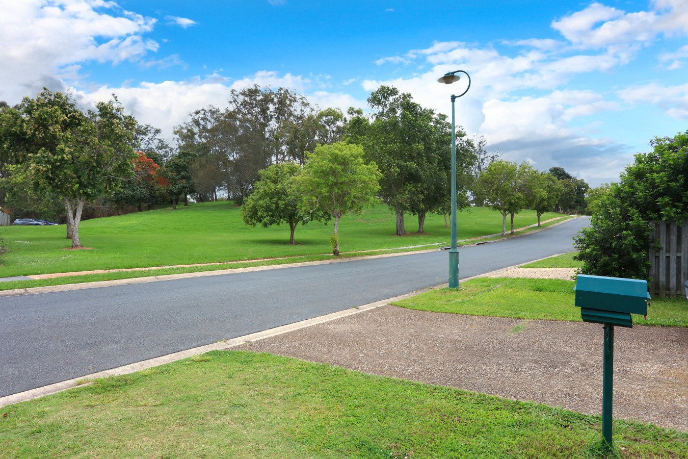 12 Balmain Street VARSITY LAKES 14