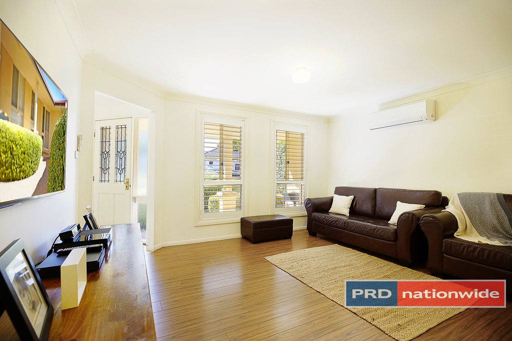 12 Balmoral Drive CAMBRIDGE PARK 3