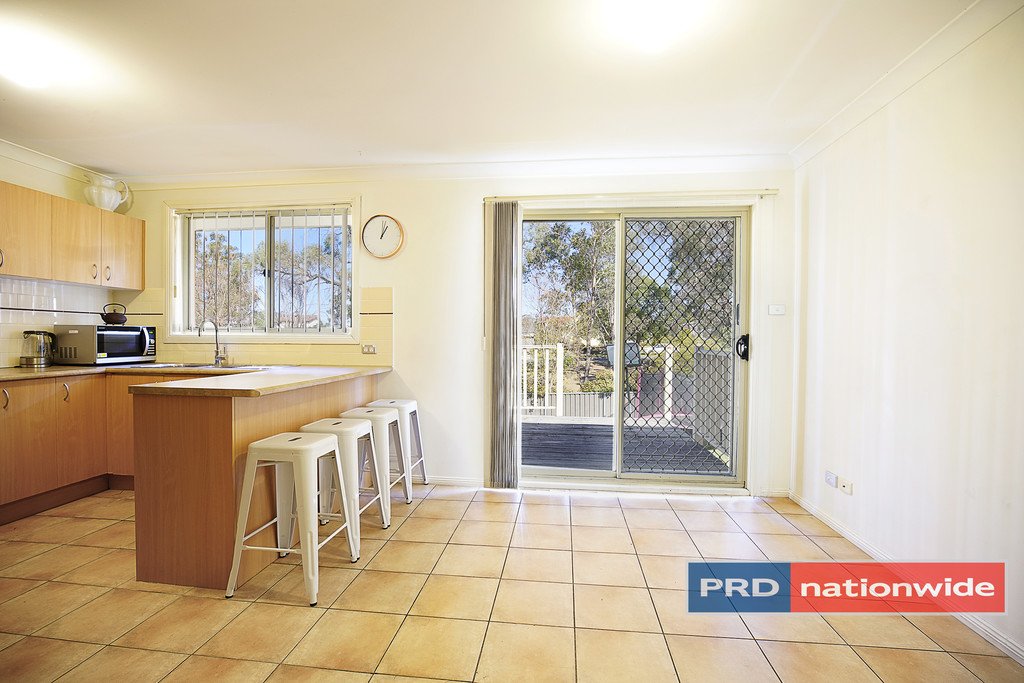 12 Balmoral Drive CAMBRIDGE PARK 7