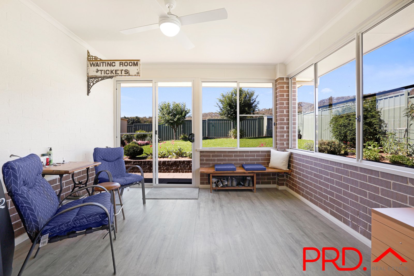 12 Banksia Street TAMWORTH 24