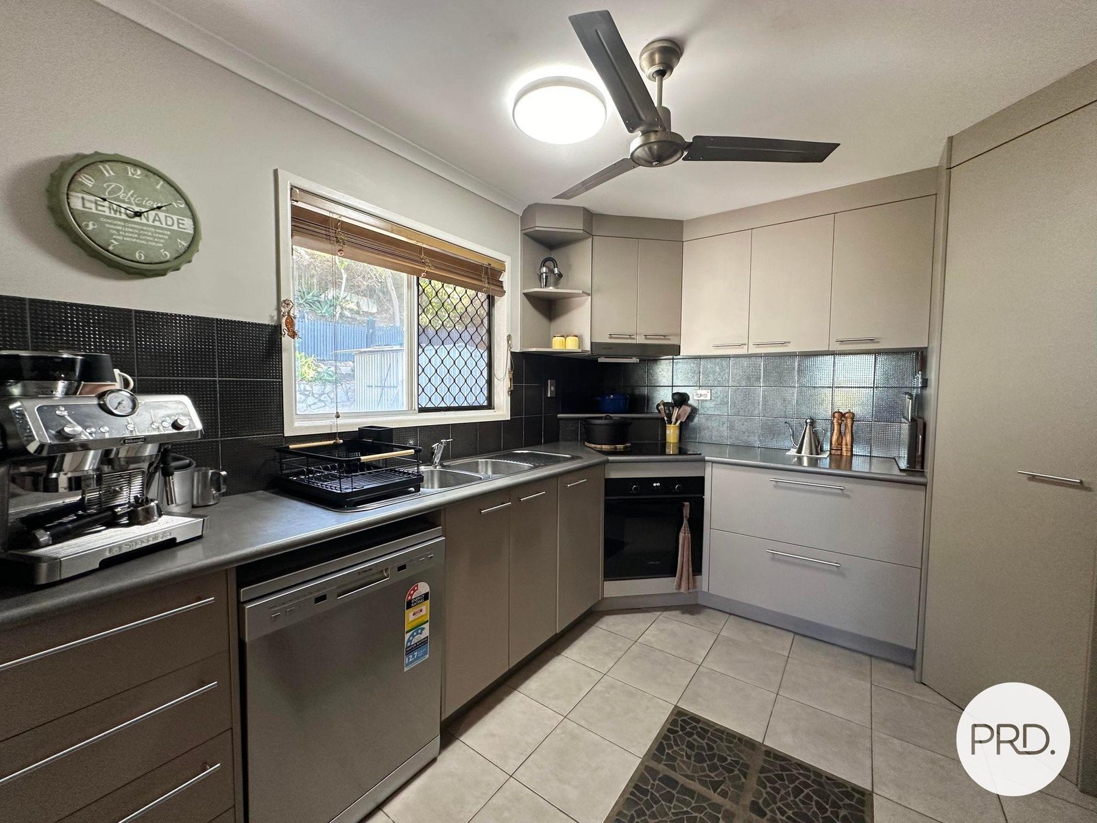 12 Barreenong Street GLEN EDEN 2