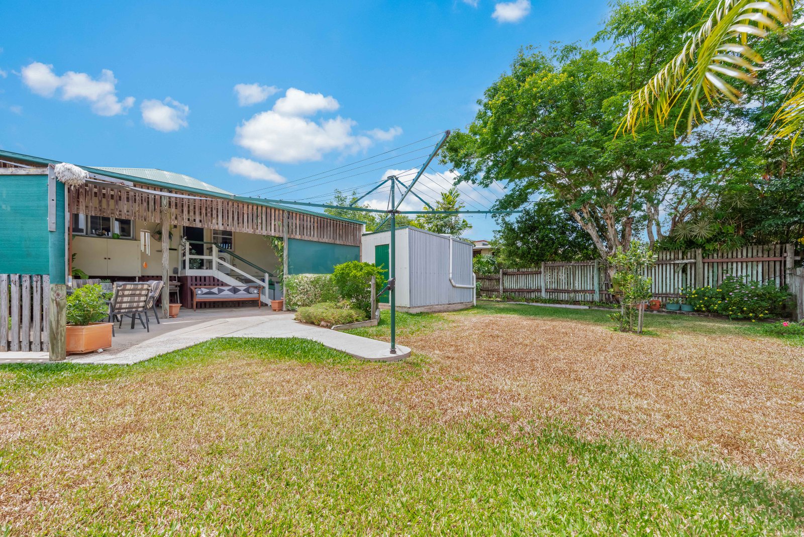 12 Barry Street PROSERPINE 4
