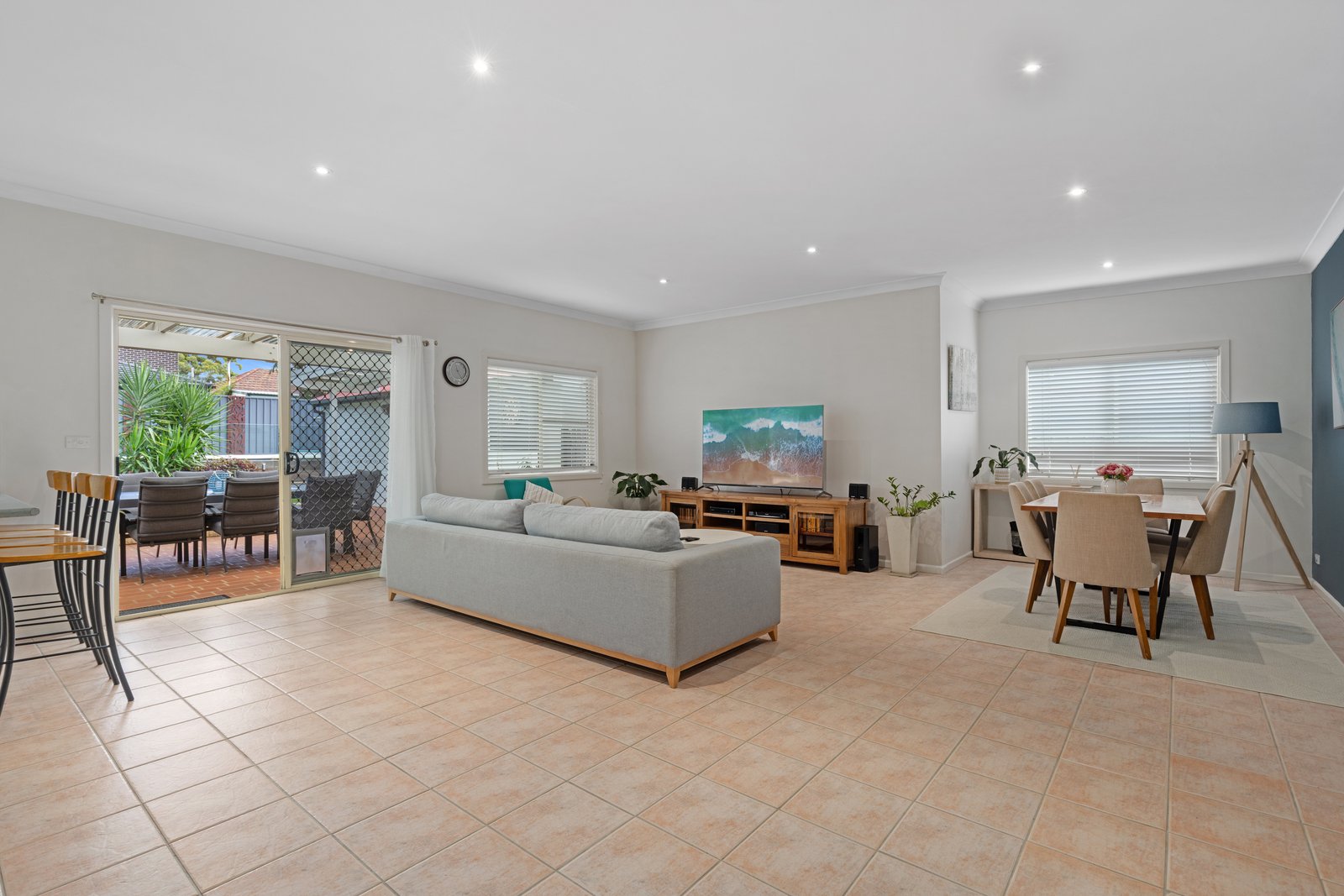 12 Barwon Road MORTDALE 3